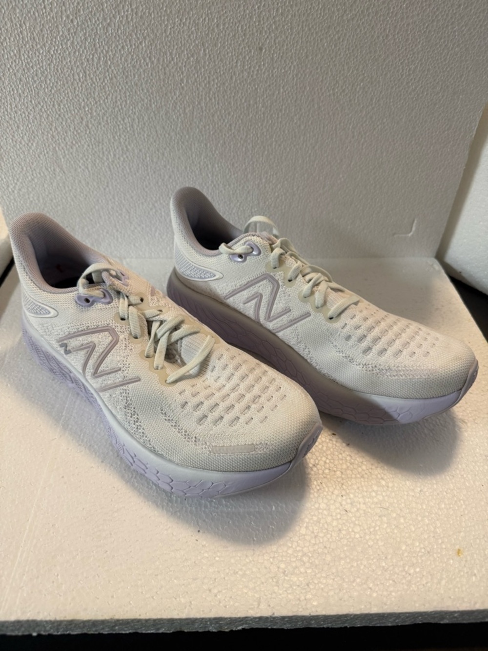 New Balance Fresh Foam Women's Light Purple/White Running Shoes